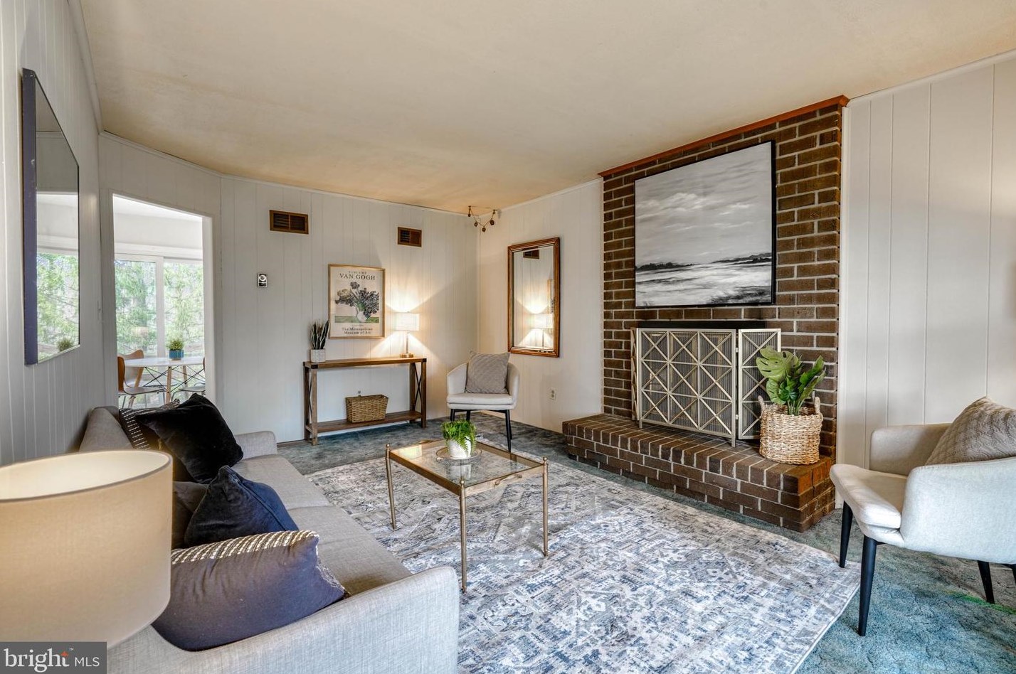 2121 Buell Dr, Fallston MD  21047-2056 exterior