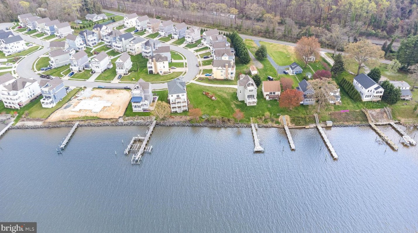 333 Marina Ave, Aberdeen MD  21001-4204 exterior