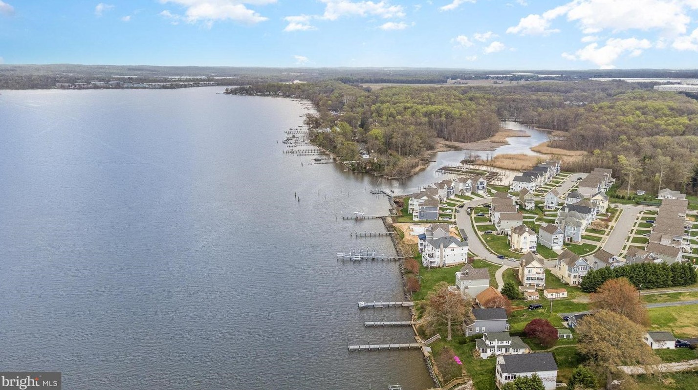 333 Marina Ave, Aberdeen MD  21001-4204 exterior