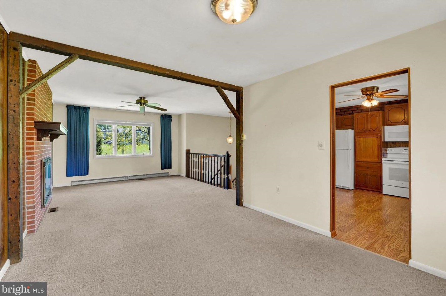 4342 Cooper Rd, Cardiff MD exterior