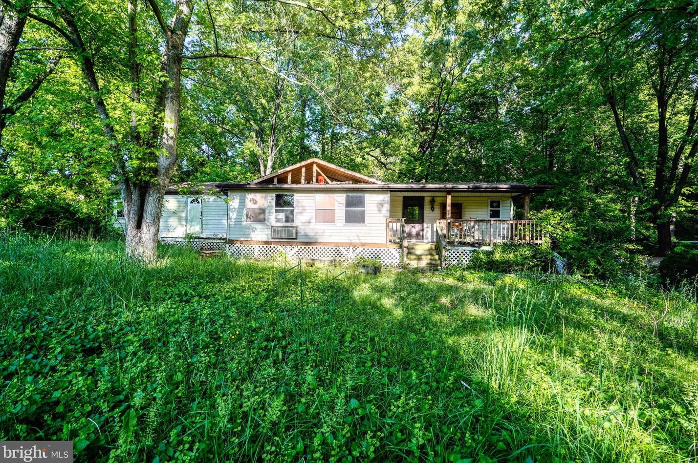 2203 Forestside Dr, Aberdeen MD  21001-1520 exterior