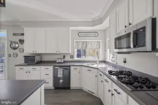 3609 Hollands Branch Ct, Street, MD 21154 - Photo 23