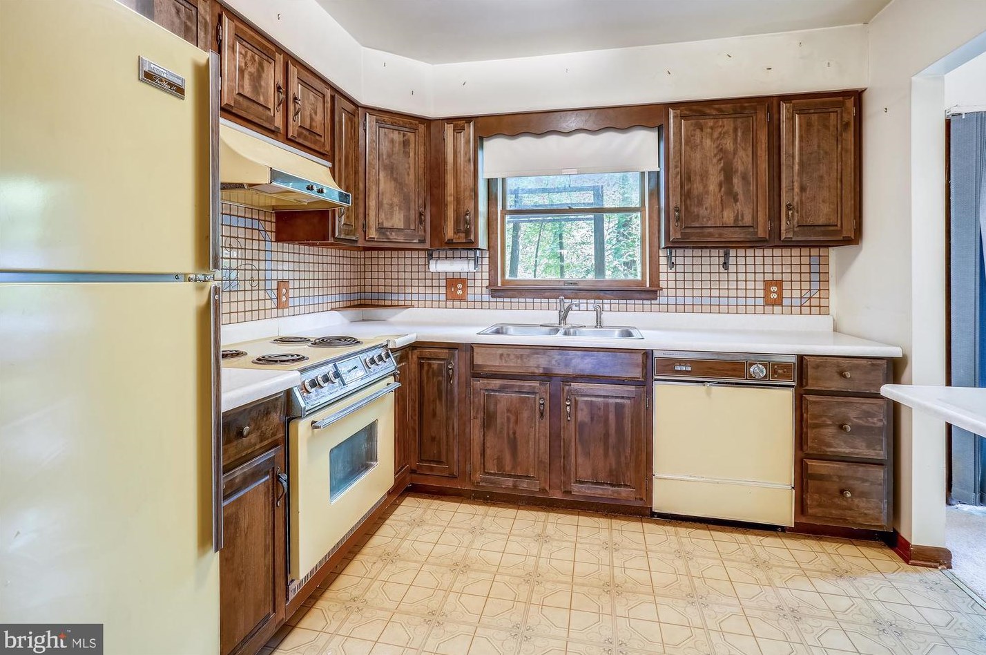 20 Hillman Ct, Aberdeen MD  21001-2407 exterior