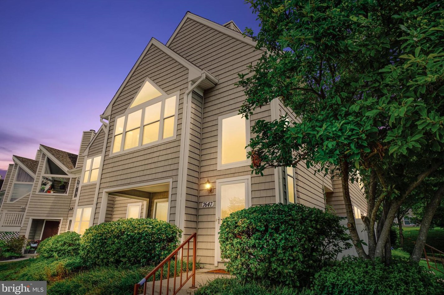 7647 Coachlight Ln, Ellicott MD  21043-7931 exterior