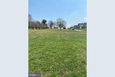 5189 Ilchester Road - Photo 1