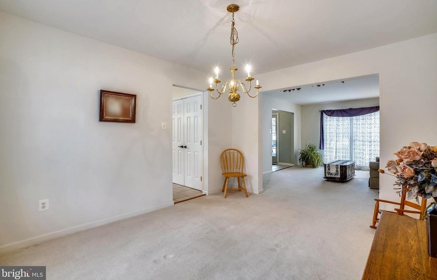 5234 Font Ave, Ellicott MD 21043-7003 exterior