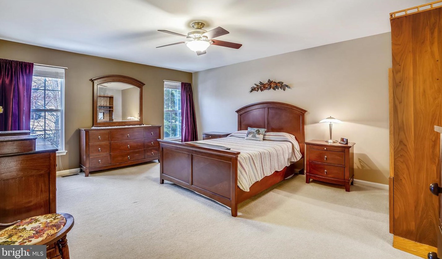 5234 Font Ave, Ellicott MD 21043-7003 exterior