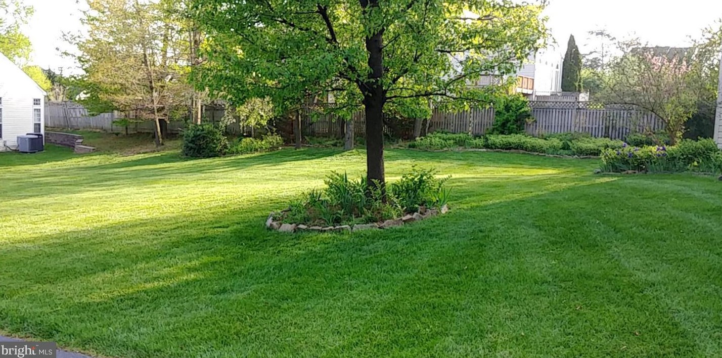 5234 Font Ave, Ellicott MD 21043-7003 exterior