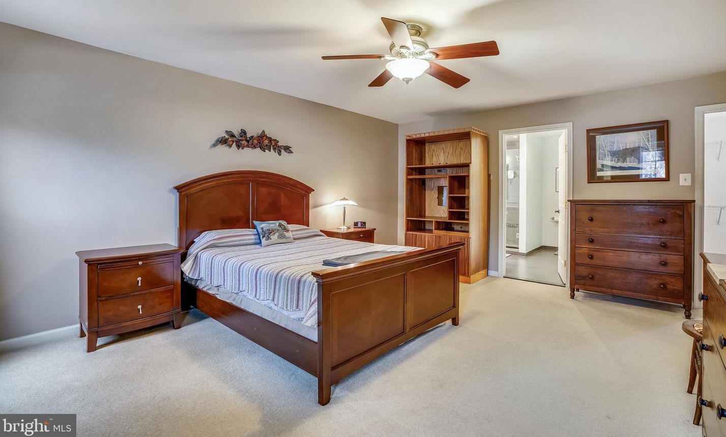 5234 Font Ave, Ellicott MD 21043-7003 exterior