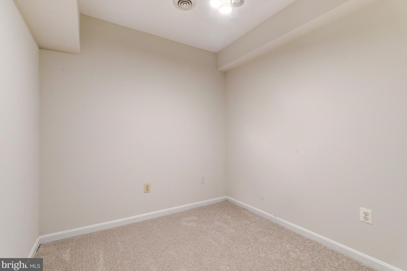 5038 Southern Star Ter, Columbia MD 21044-1293 exterior