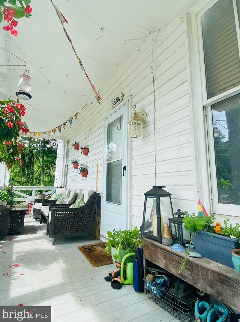 3820 Church Rd, Ellicott MD 21043-4504 exterior