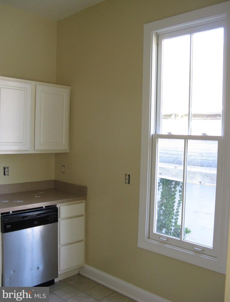 3820 Church Rd, Ellicott MD 21043-4504 exterior