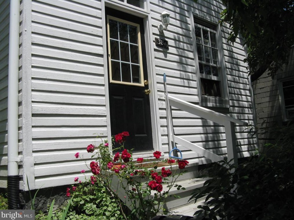 3820 Church Rd, Ellicott MD 21043-4504 exterior