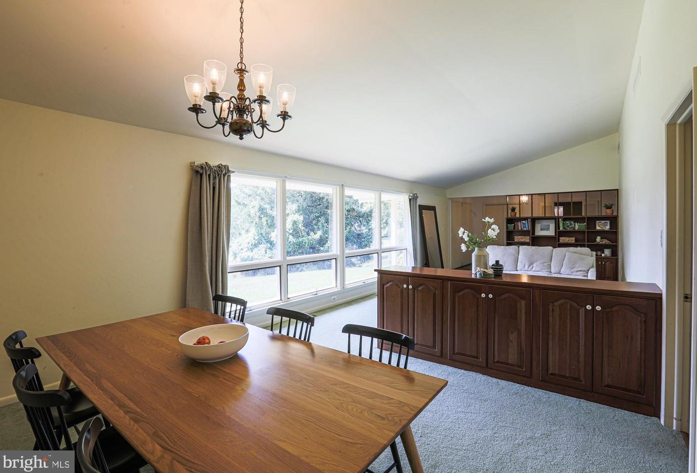 12217 Ioka Ct, Ellicott MD 21042-1328 exterior