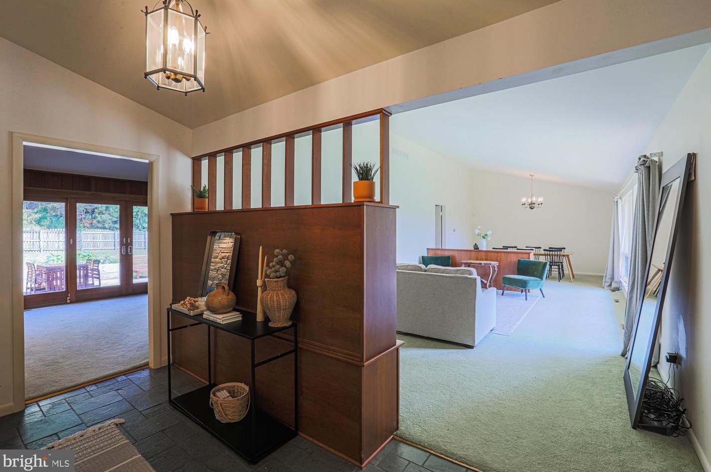 12217 Ioka Ct, Ellicott MD 21042-1328 exterior