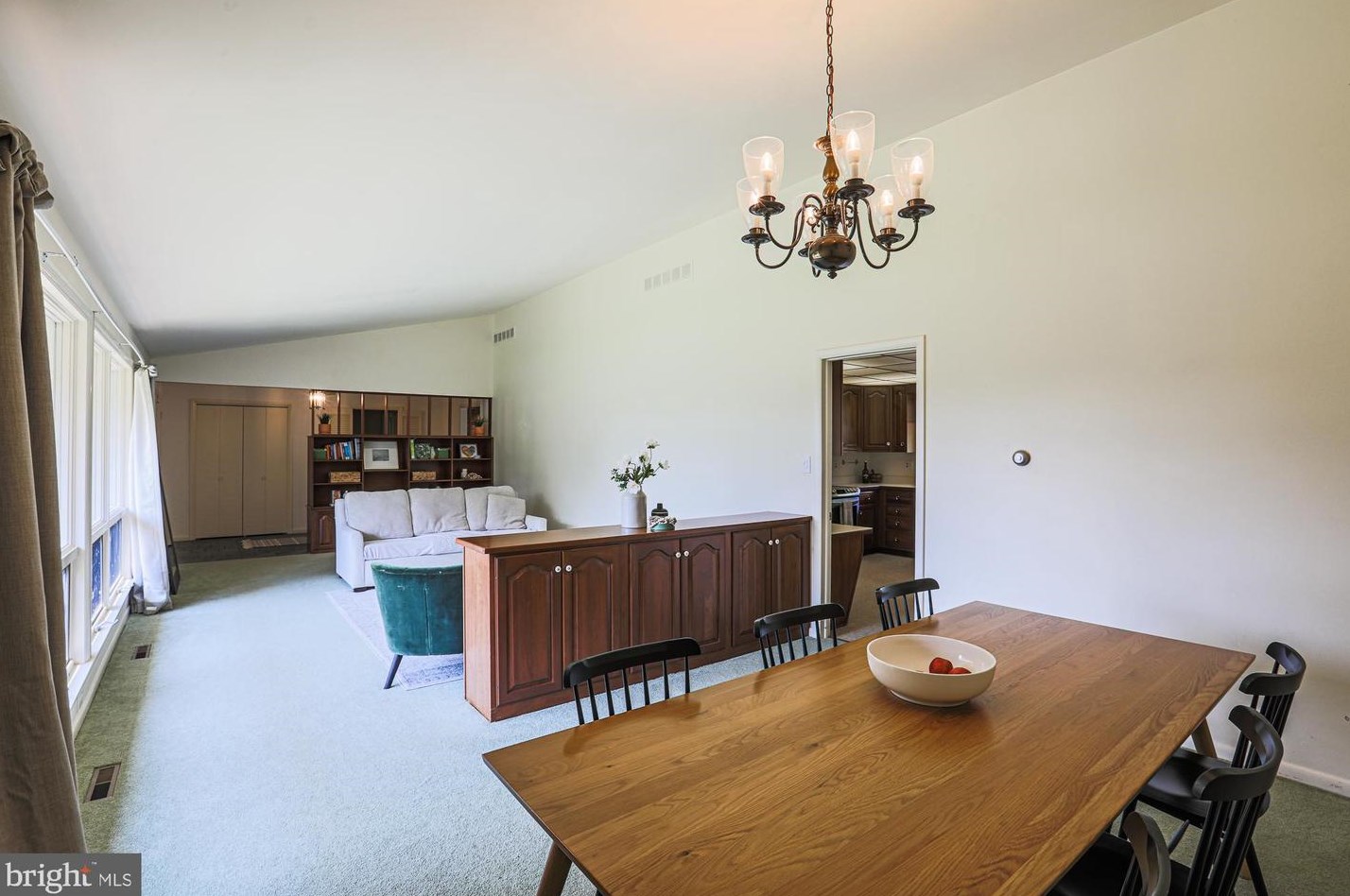 12217 Ioka Ct, Ellicott MD 21042-1328 exterior