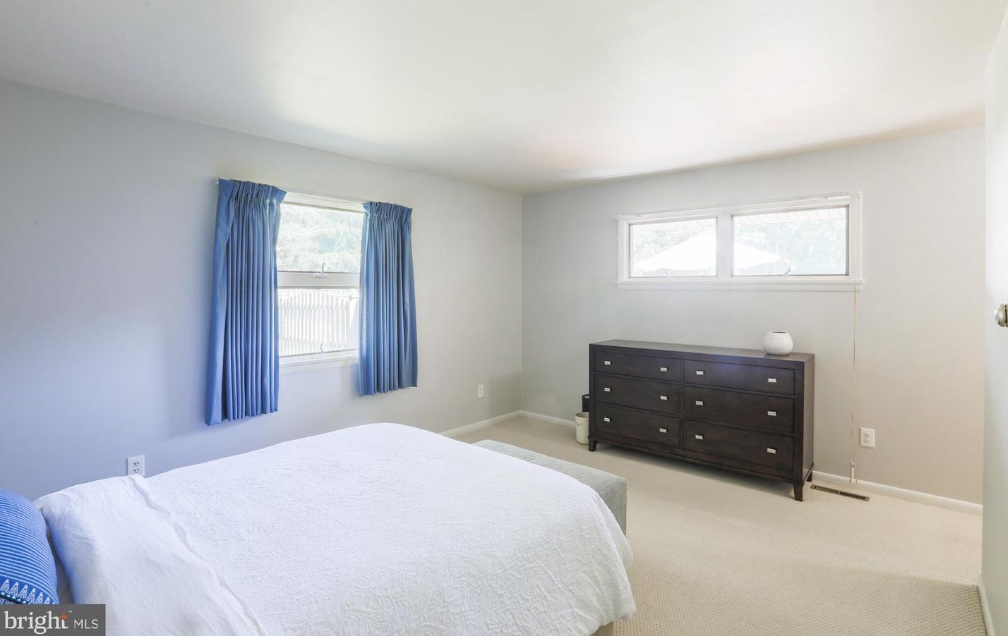 12217 Ioka Ct, Ellicott MD 21042-1328 exterior