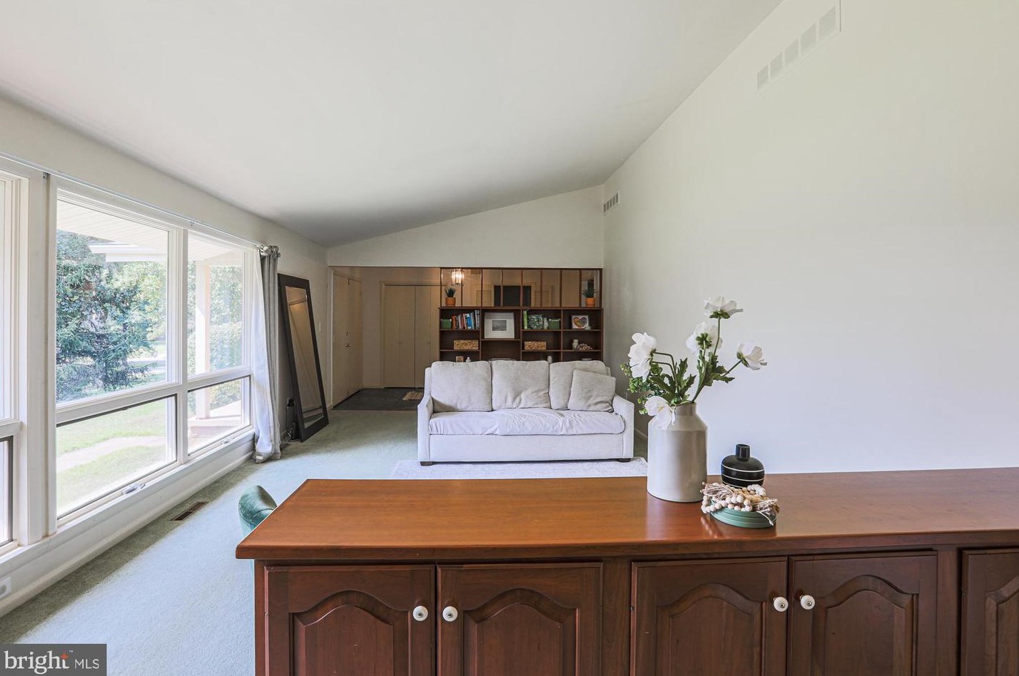 12217 Ioka Ct, Ellicott MD 21042-1328 exterior