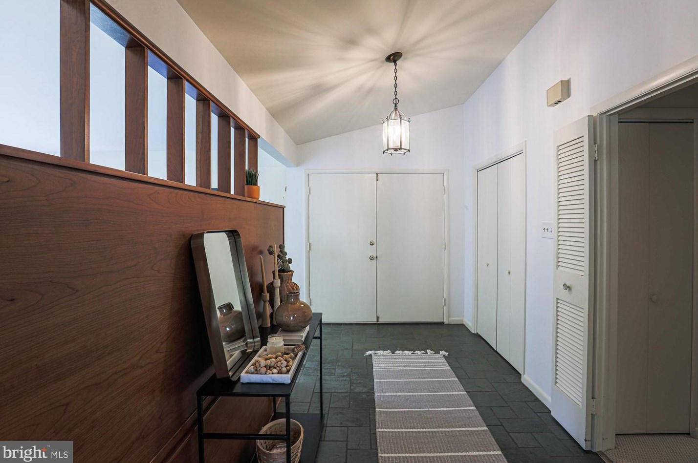 12217 Ioka Ct, Ellicott MD 21042-1328 exterior