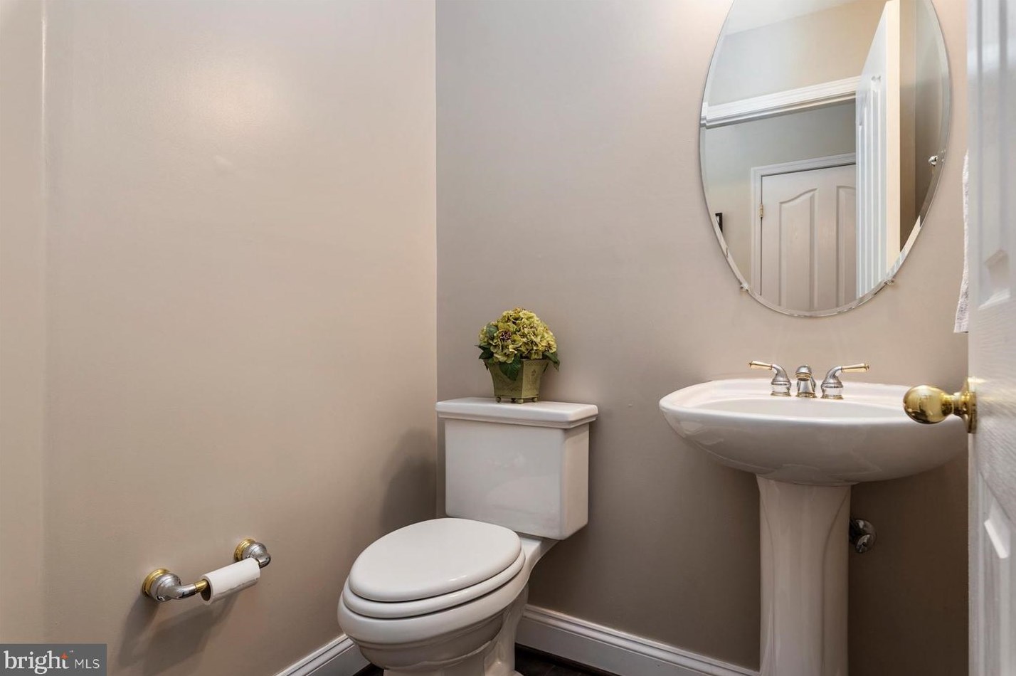 4313 English Morning Ln, Ellicott MD 21043-6790 exterior