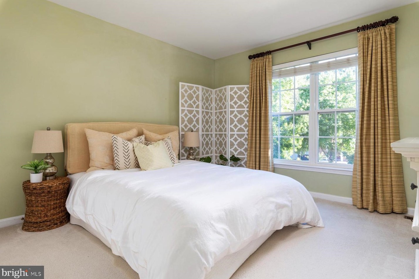 4313 English Morning Ln, Ellicott MD 21043-6790 exterior