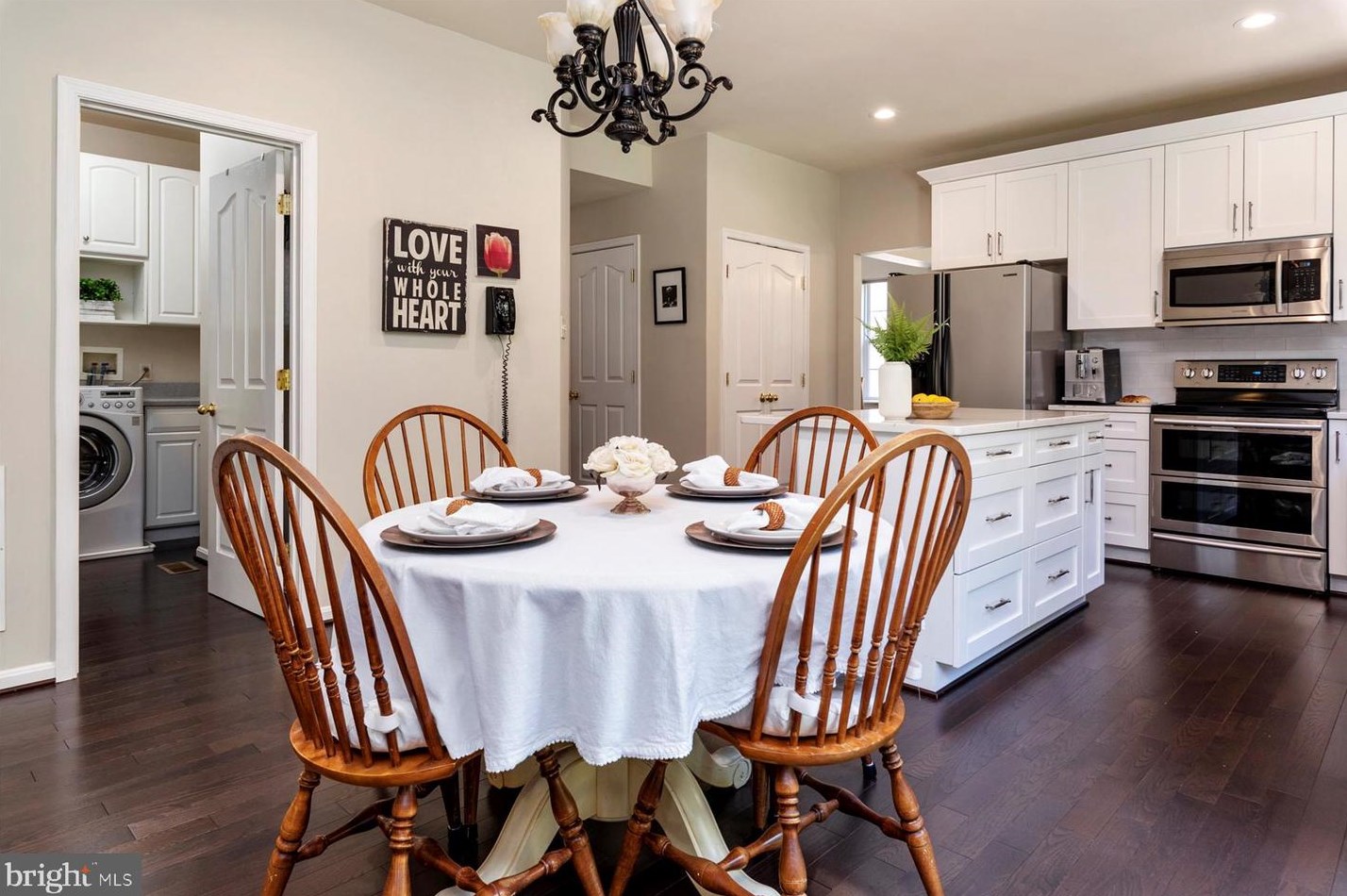 4313 English Morning Ln, Ellicott MD 21043-6790 exterior