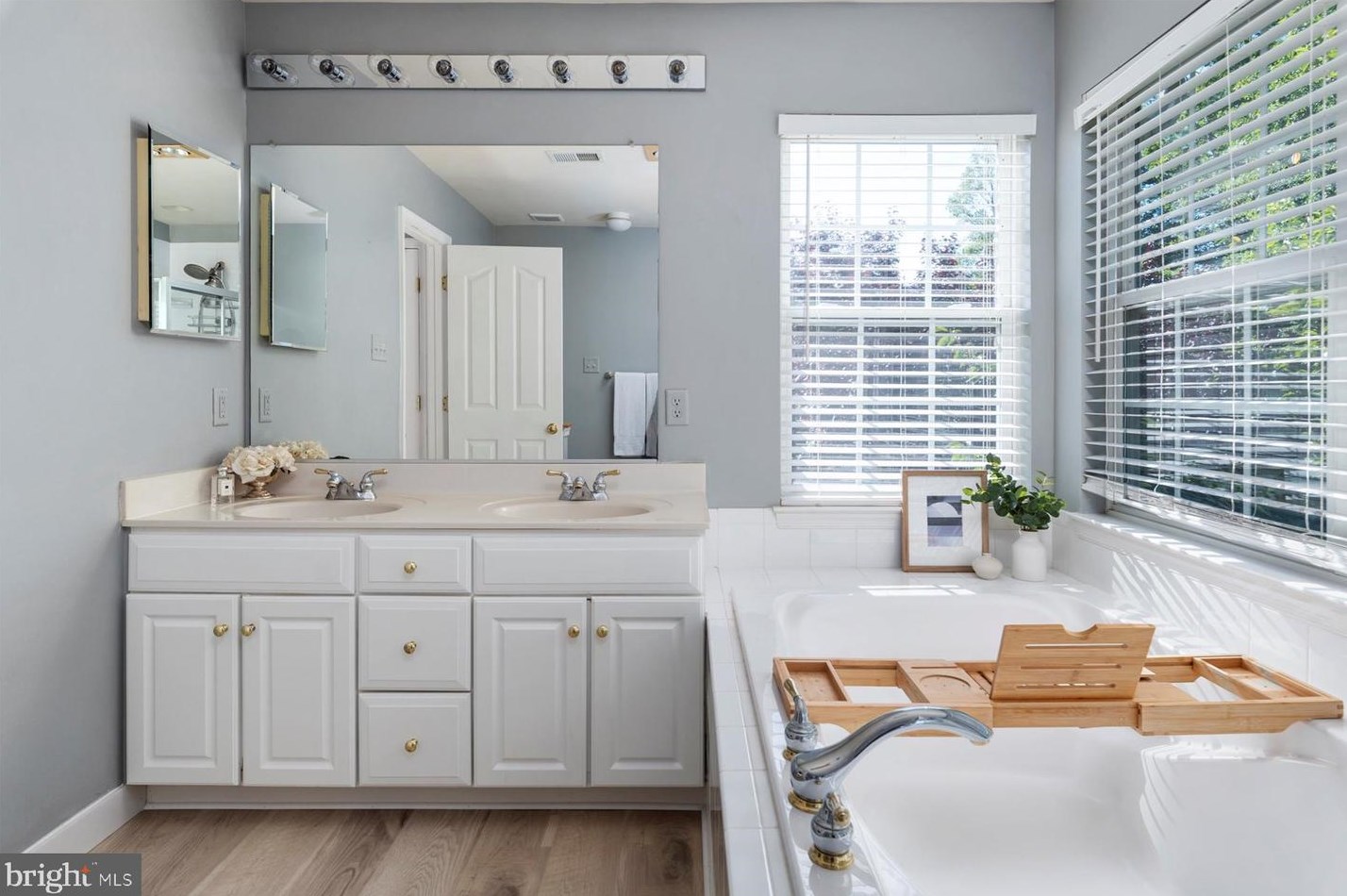 4313 English Morning Ln, Ellicott MD 21043-6790 exterior