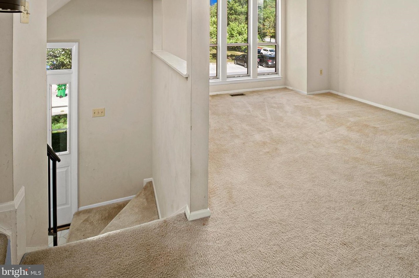 7915 Rustling Bark Ct, Ellicott MD  21043-6946 exterior