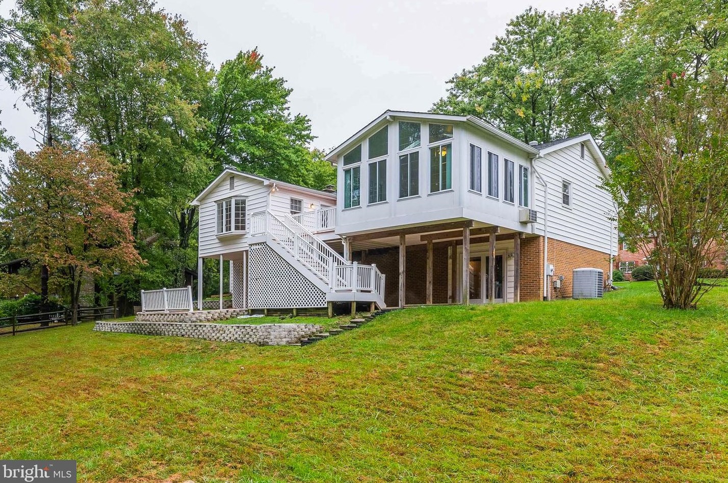 10068 Century Dr, Ellicott MD exterior