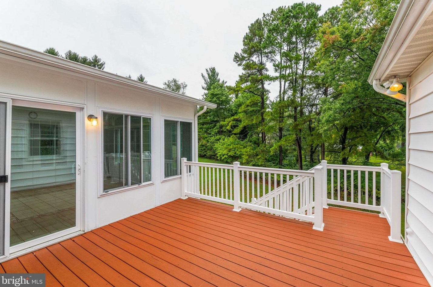 10068 Century Dr, Ellicott MD exterior