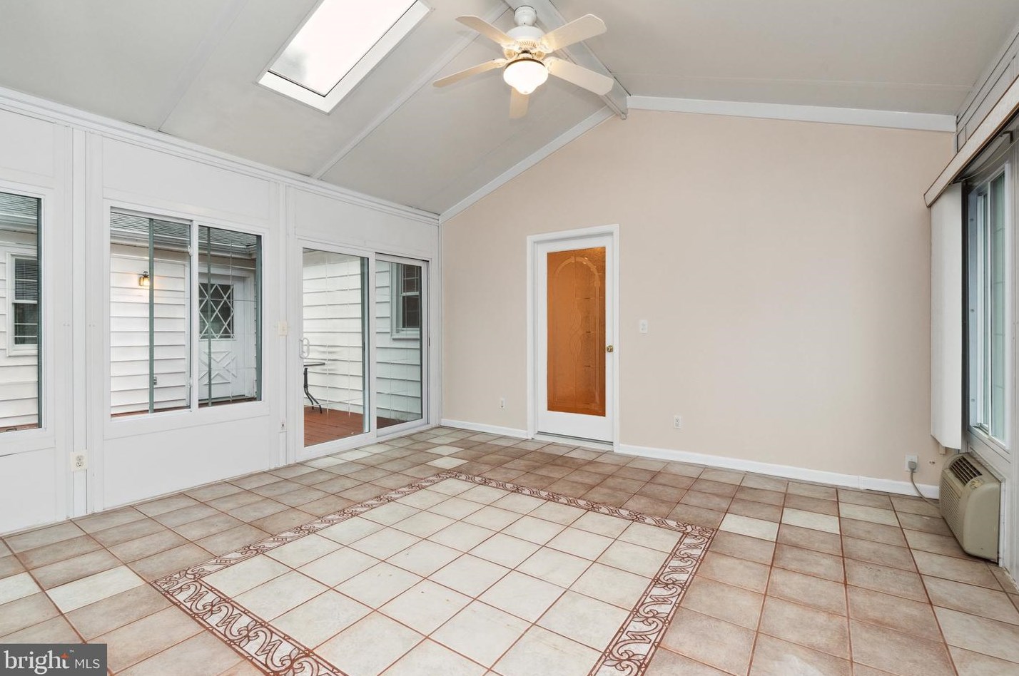 10068 Century Dr, Ellicott MD exterior