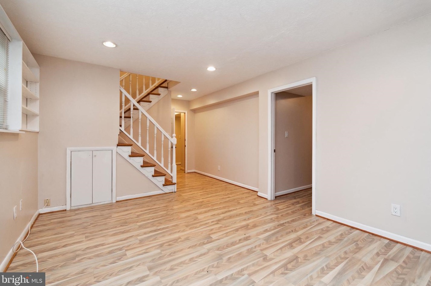 10068 Century Dr, Ellicott MD exterior