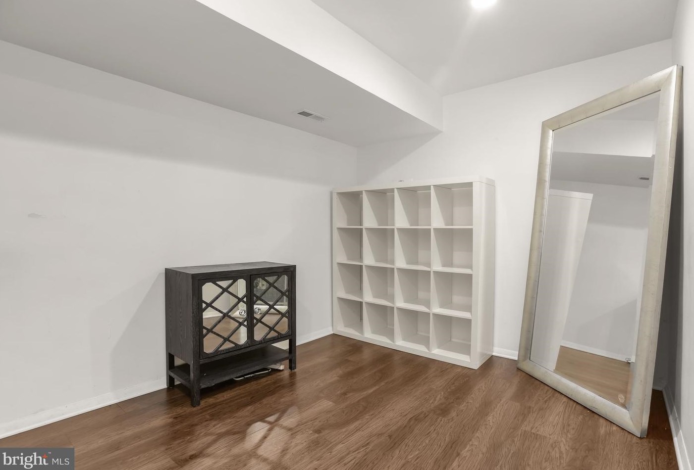 2931 Pebble Bch Dr, Ellicott MD 21042-2182 exterior