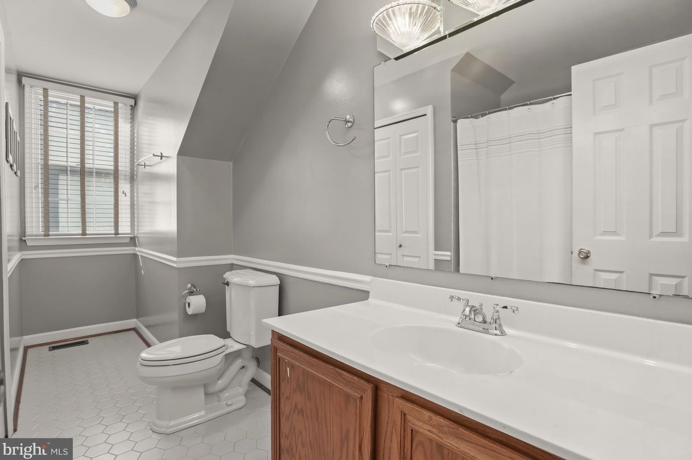 2931 Pebble Bch Dr, Ellicott MD 21042-2182 exterior