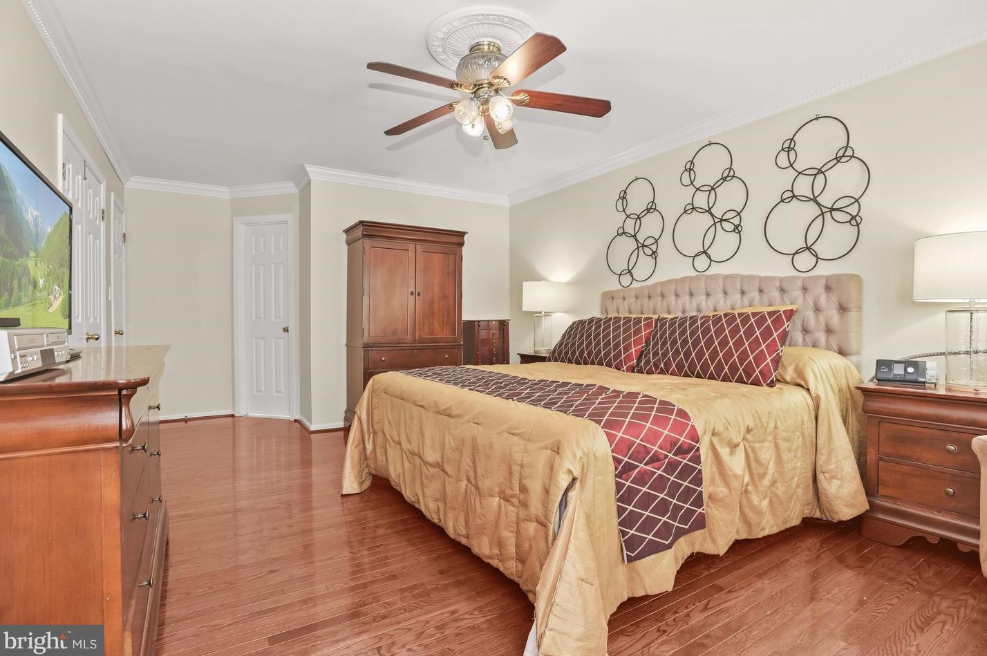 2931 Pebble Bch Dr, Ellicott MD 21042-2182 exterior