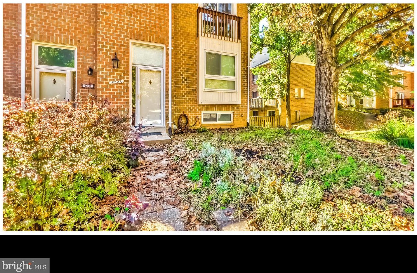 7226 Dockside Ln, Columbia MD  21045-5019 exterior