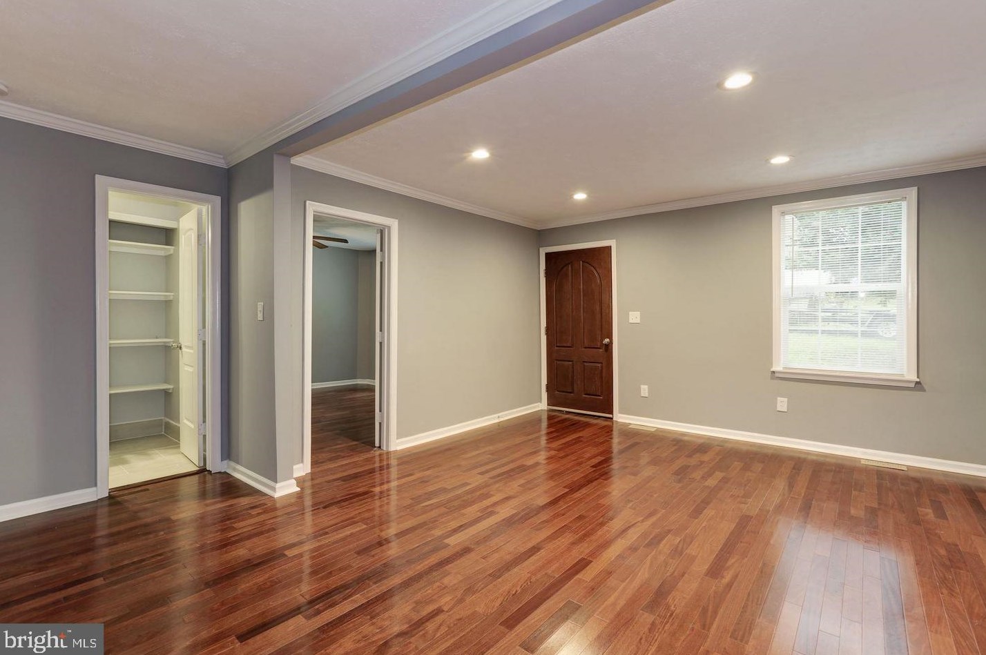 6326 Beechfield Ave, Baltimore MD  21075-5614 exterior