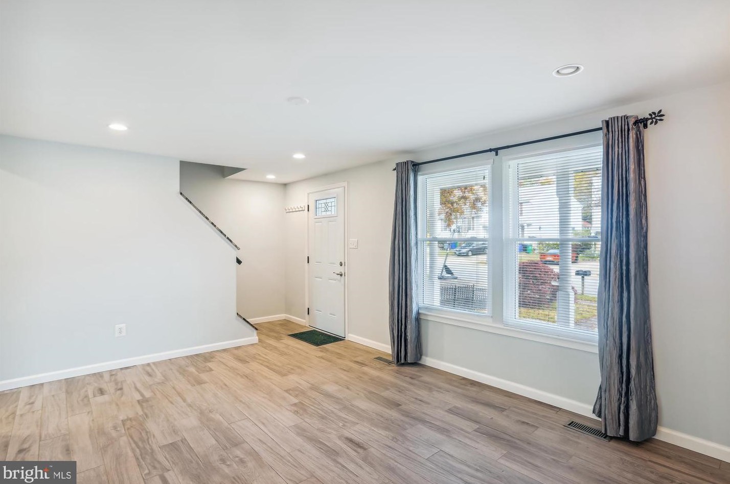 7827 Butterfield Dr, Baltimore MD  21075-6452 exterior