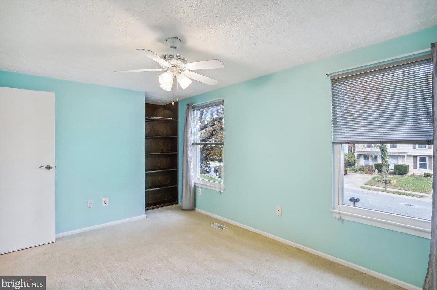 7827 Butterfield Dr, Baltimore MD  21075-6452 exterior