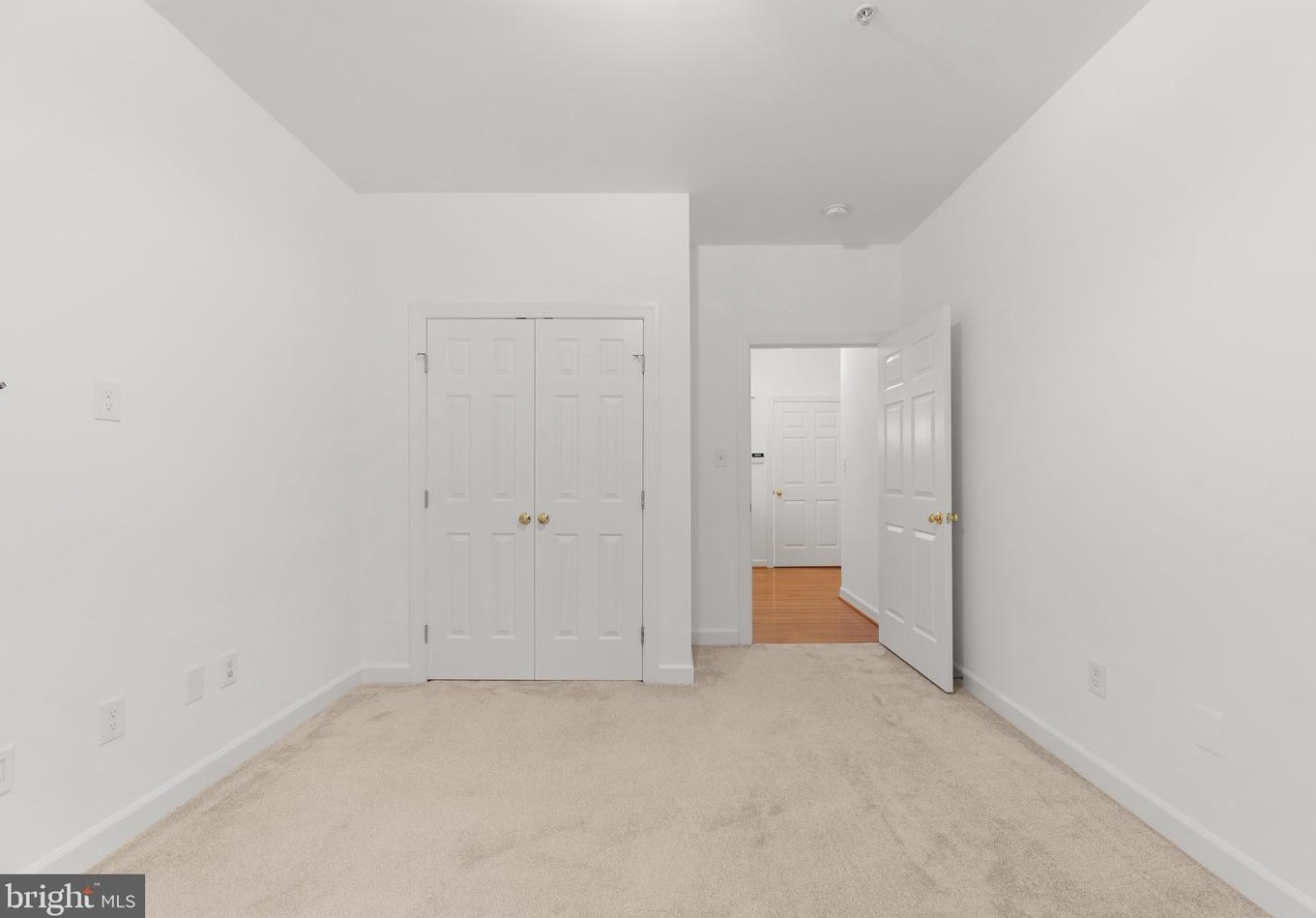 2649 Legends Way, Ellicott MD 21042-2257 exterior