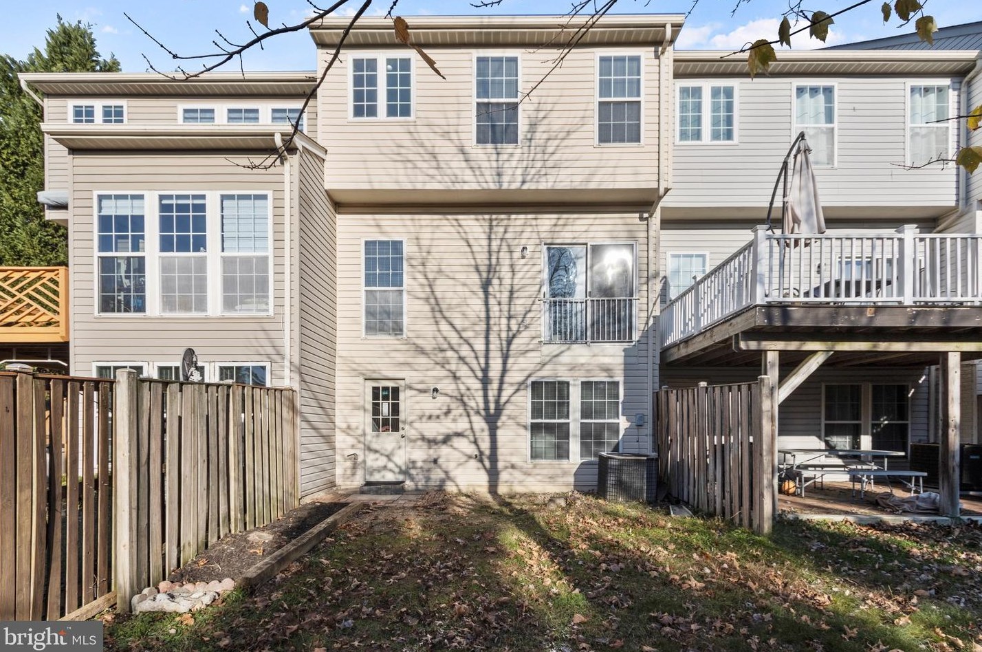5982 Autumn Spell, Baltimore MD  21075-5982 exterior