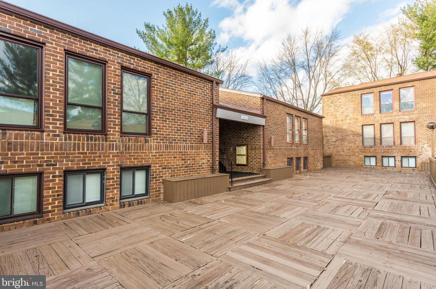 5372 Smooth Meadow Way, Columbia MD 21044-1753 exterior