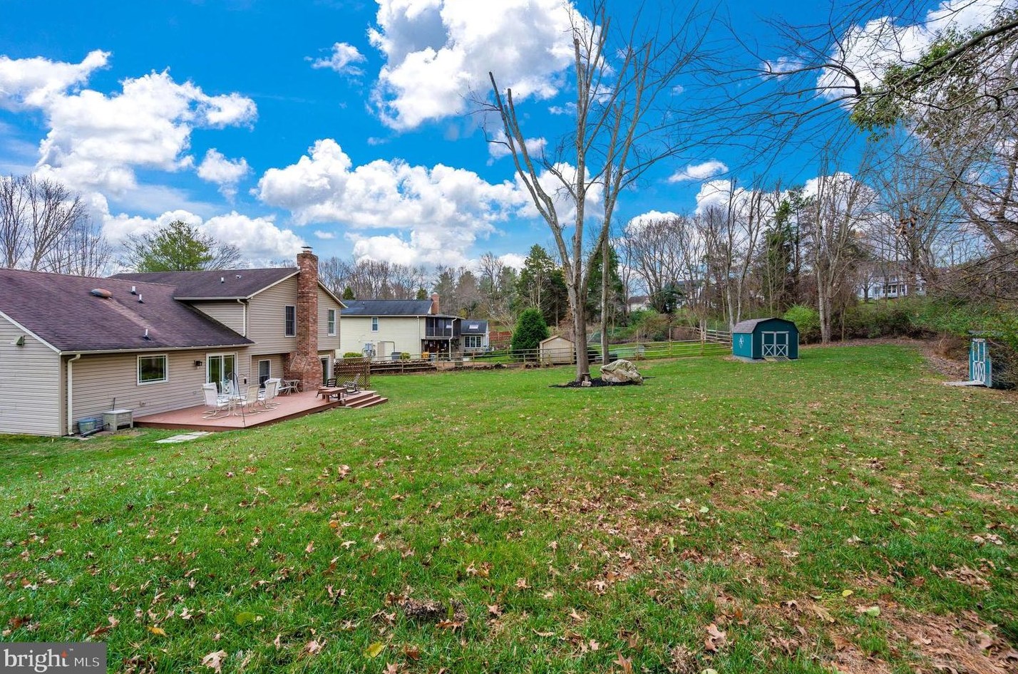 10106 Labelle Ct, Ellicott MD 21042-6257 exterior