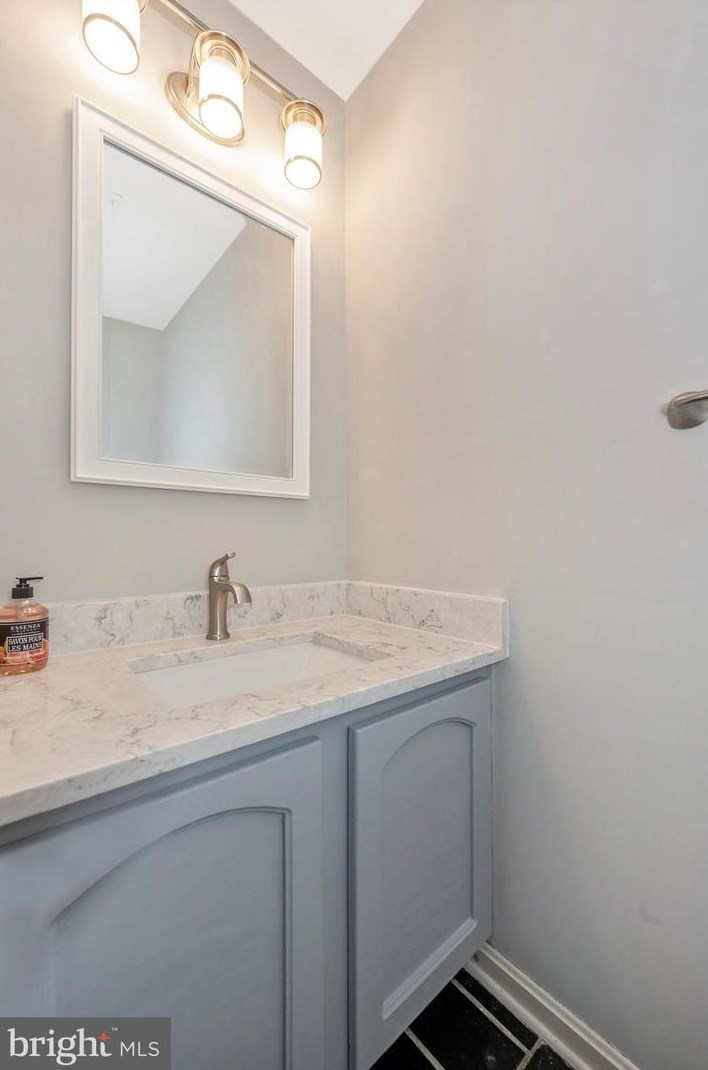 10106 Labelle Ct, Ellicott MD 21042-6257 exterior