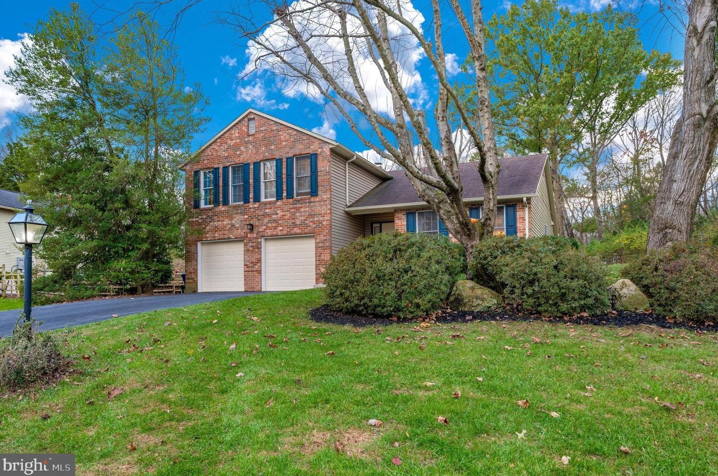 10106 Labelle Ct, Ellicott MD 21042-6257 exterior