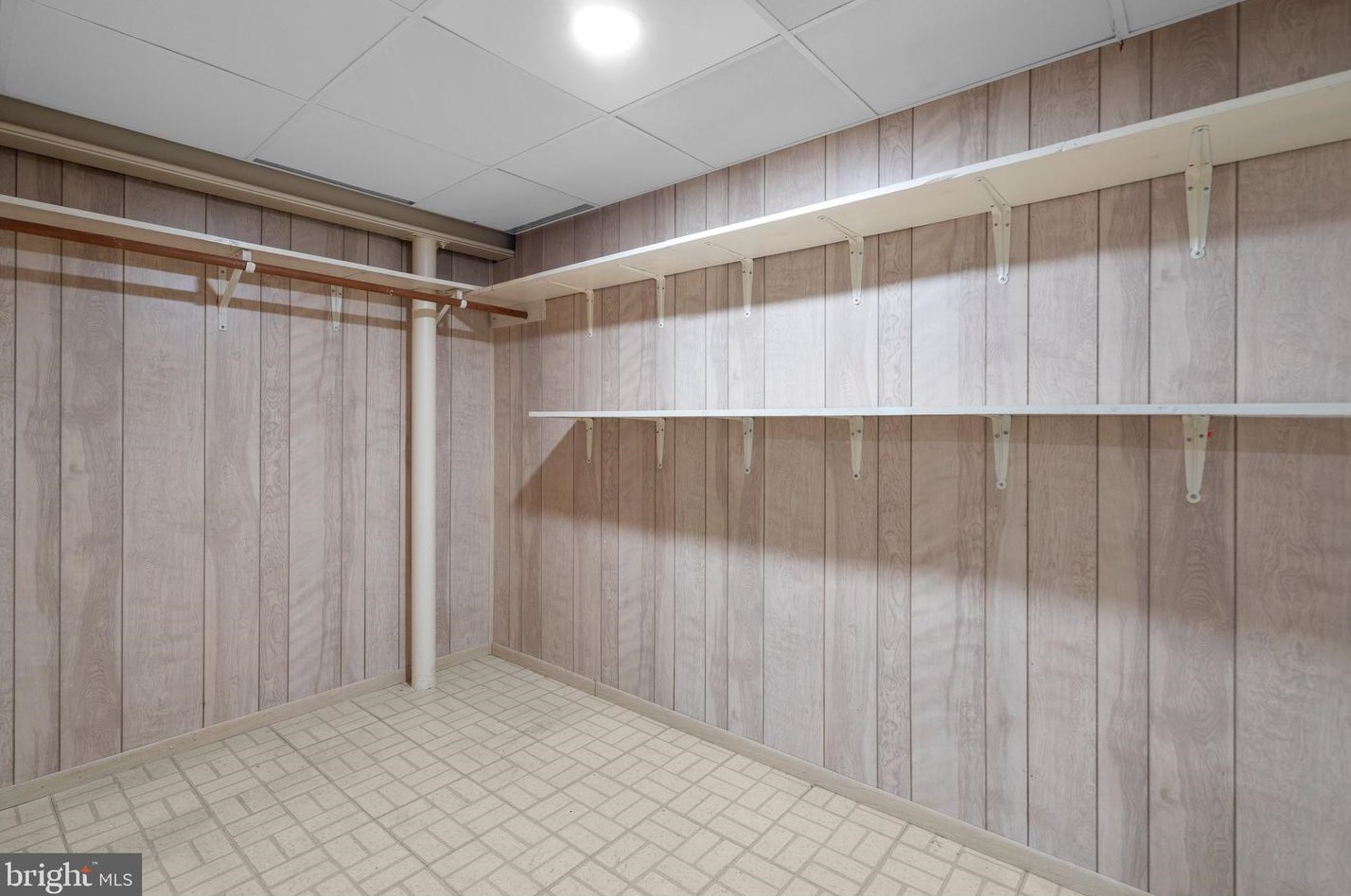 4627 Live Oak Ct, Ellicott MD  21043-6718 exterior