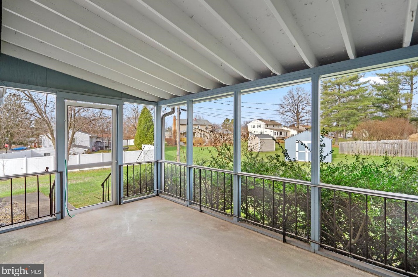 4627 Live Oak Ct, Ellicott MD  21043-6718 exterior