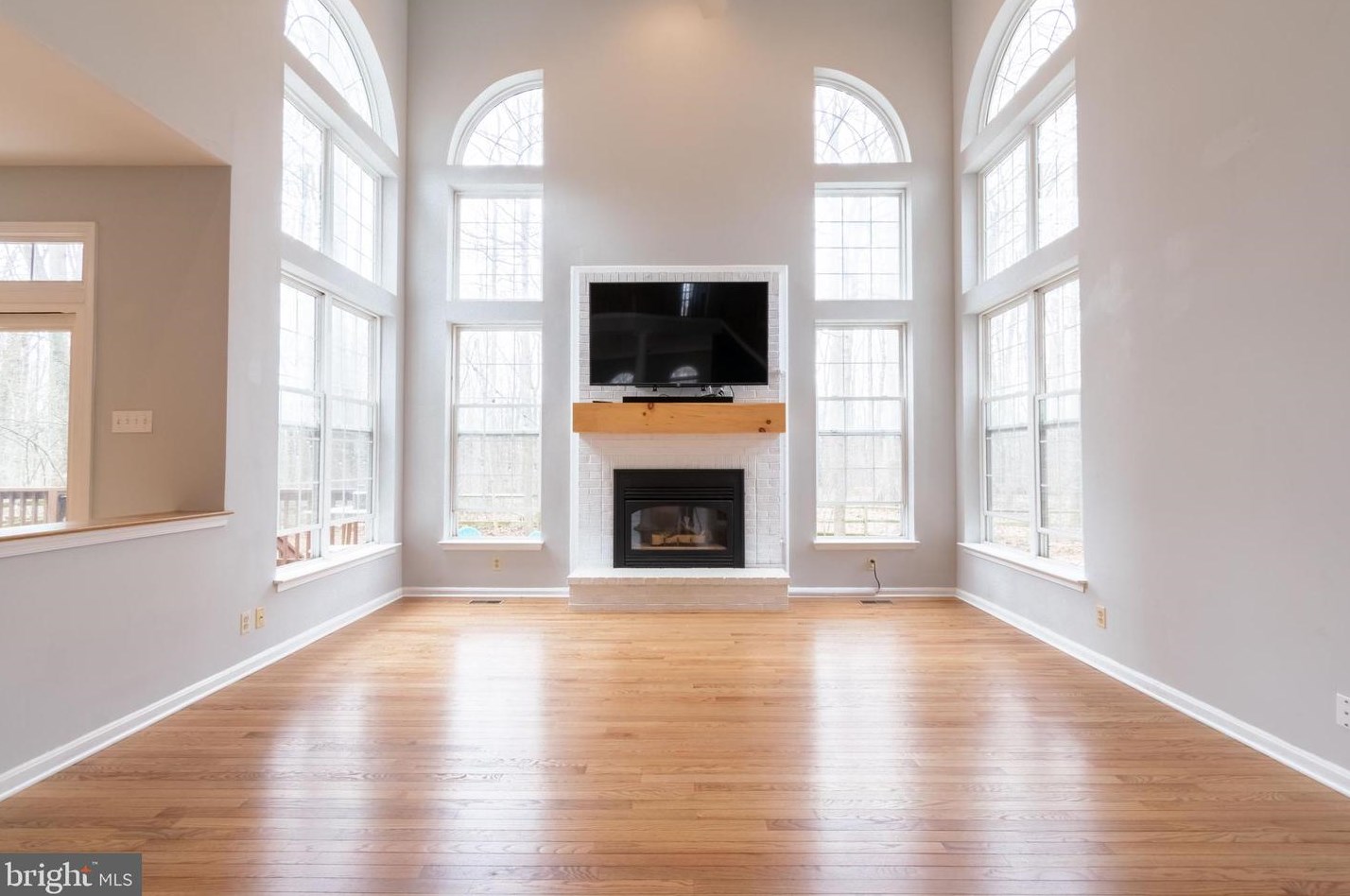 5484 Wooded Way, Columbia MD  21044-5722 exterior