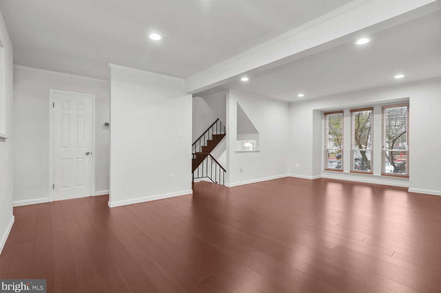 8206 Tall Trees Ct, Ellicott MD  21043-6942 exterior