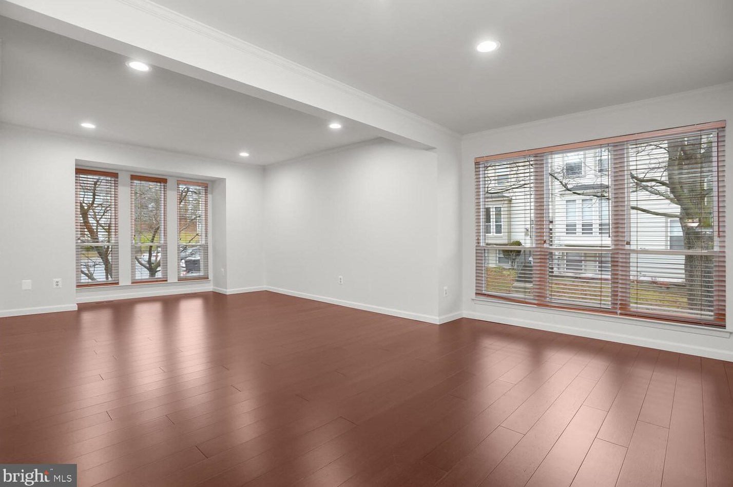 8206 Tall Trees Ct, Ellicott MD  21043-6942 exterior